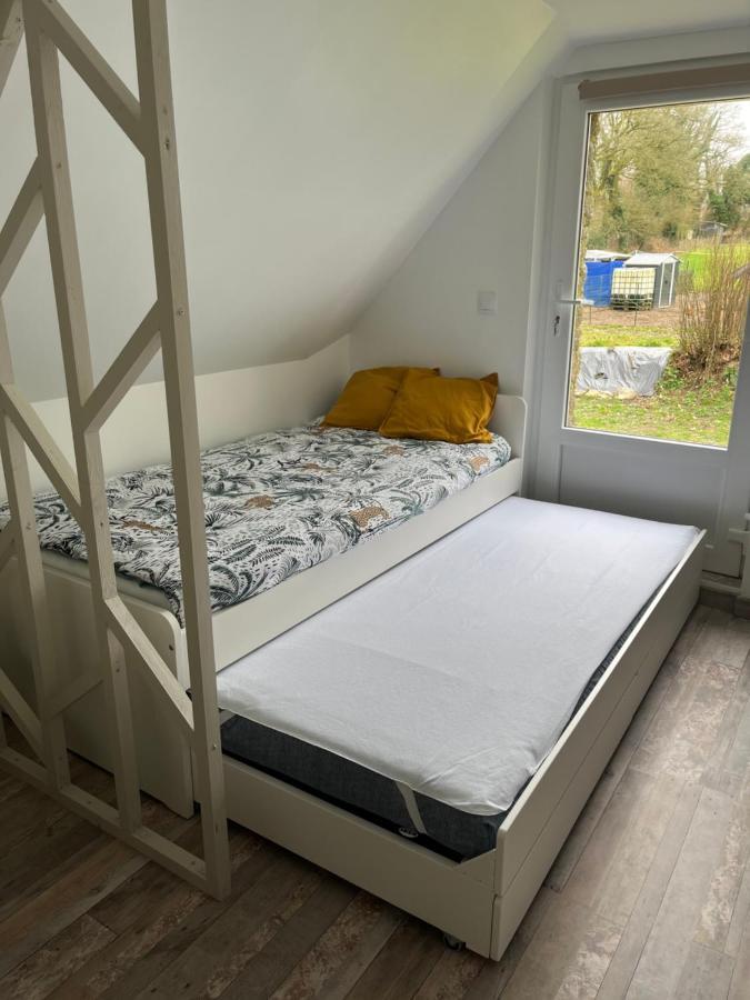 La Petite Maison De Kerguiniou Glomel ภายนอก รูปภาพ